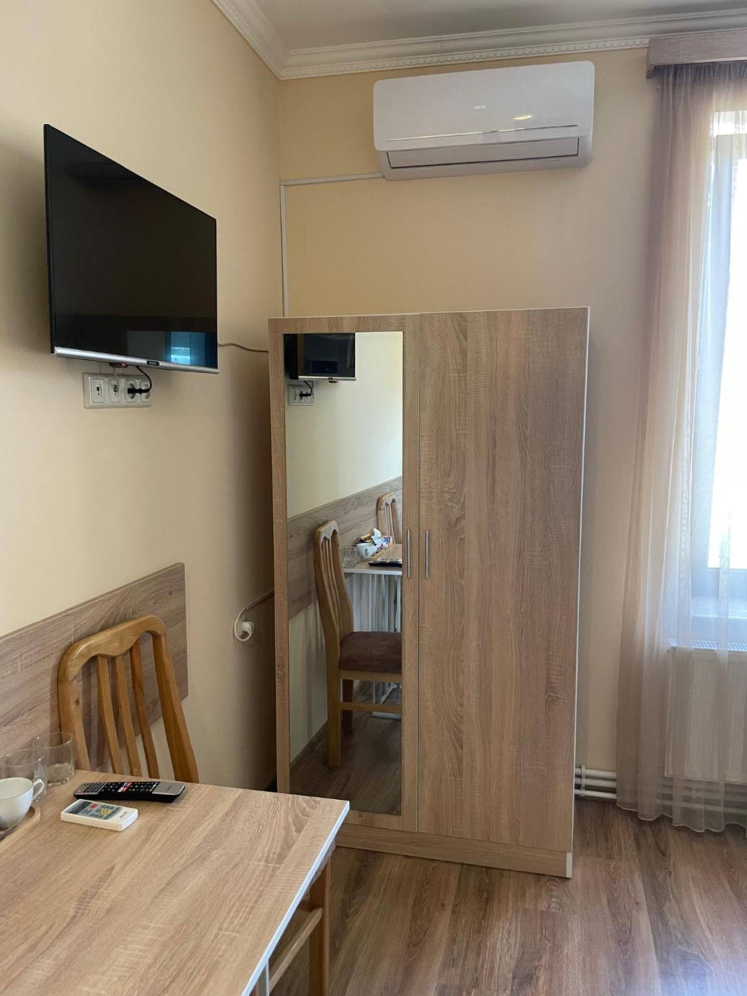 Decca Hotel Yerevan Luaran gambar