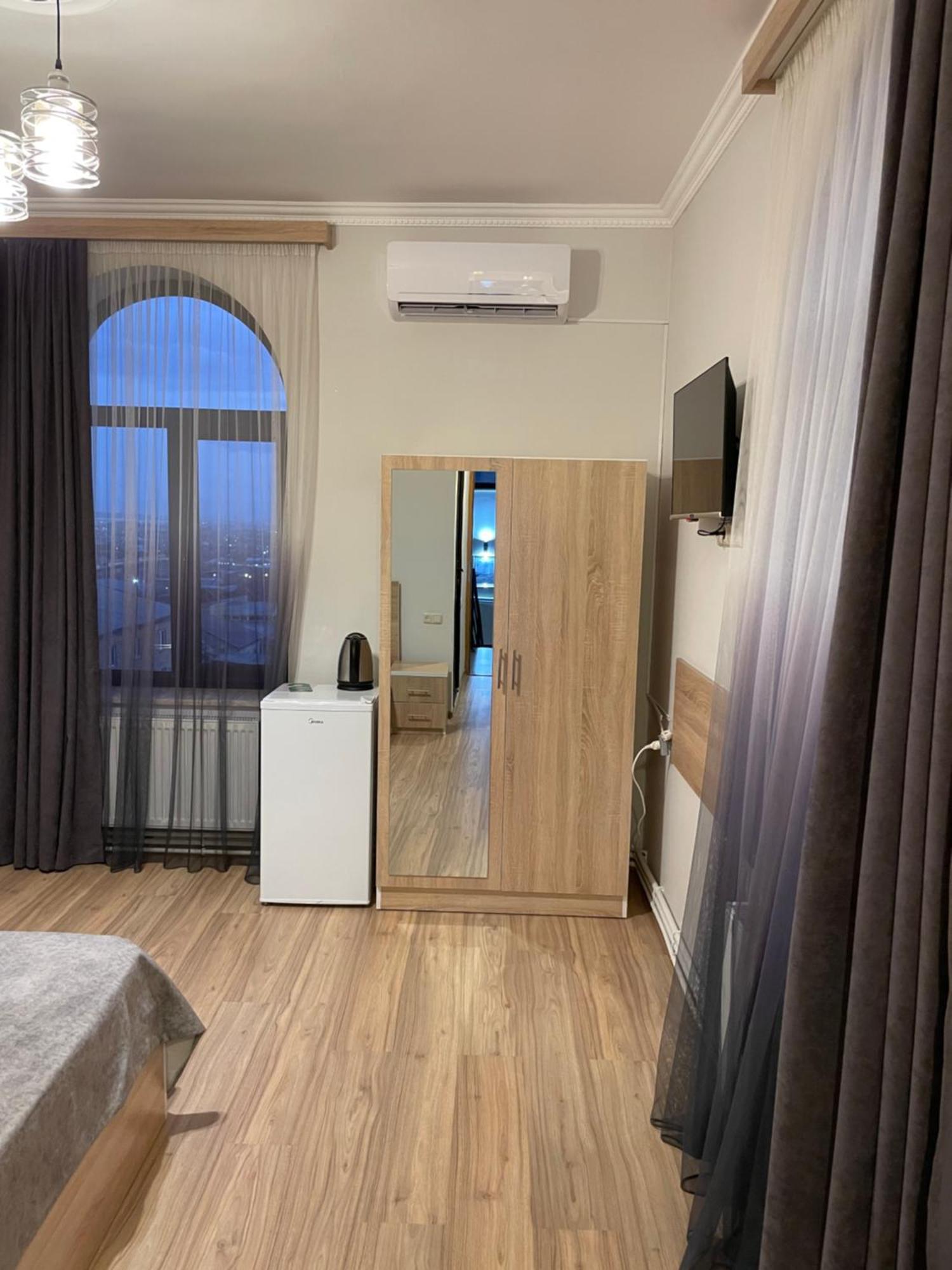 Decca Hotel Yerevan Luaran gambar
